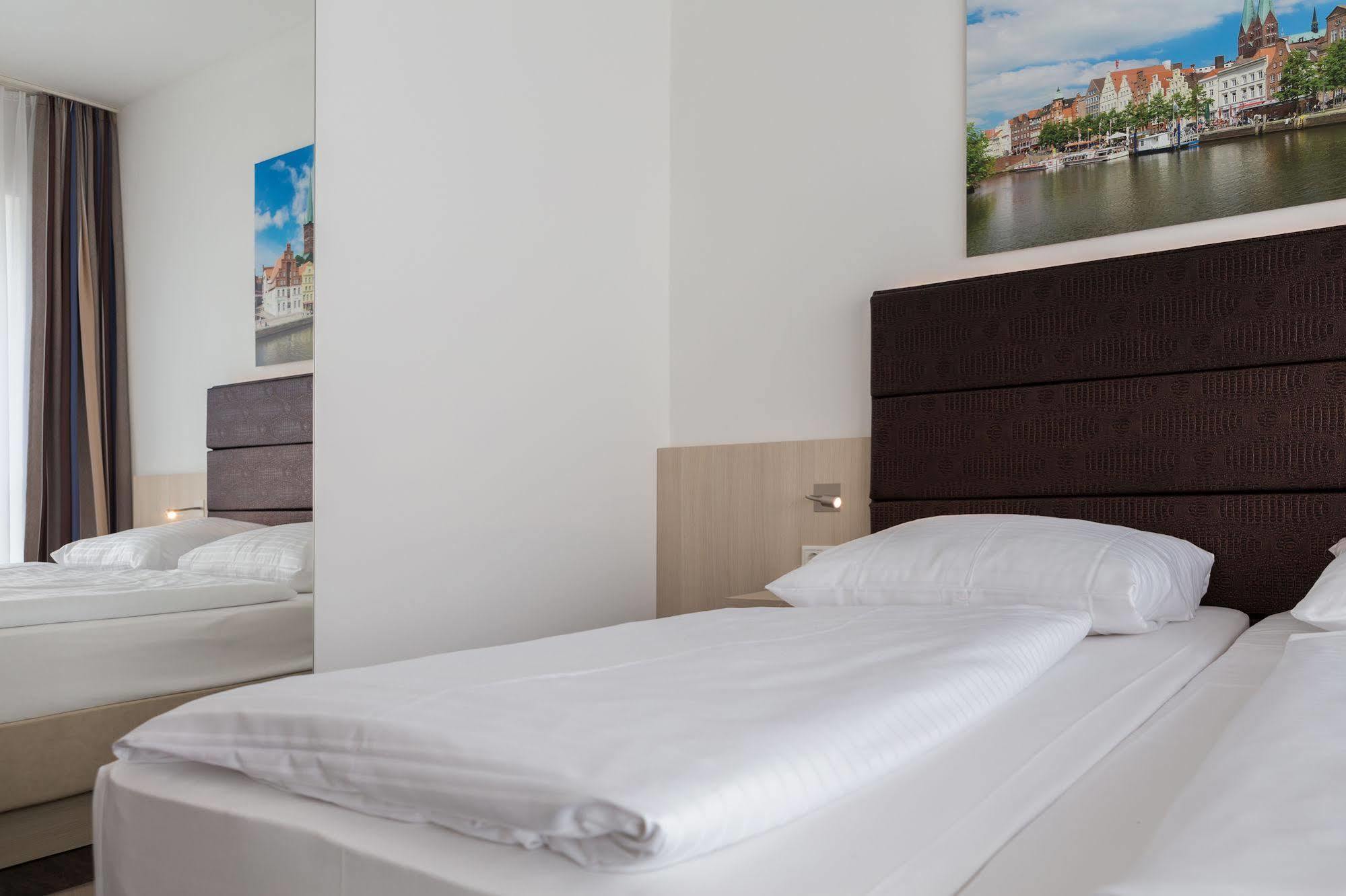 Viva Hotel Luebeck Eksteriør bilde