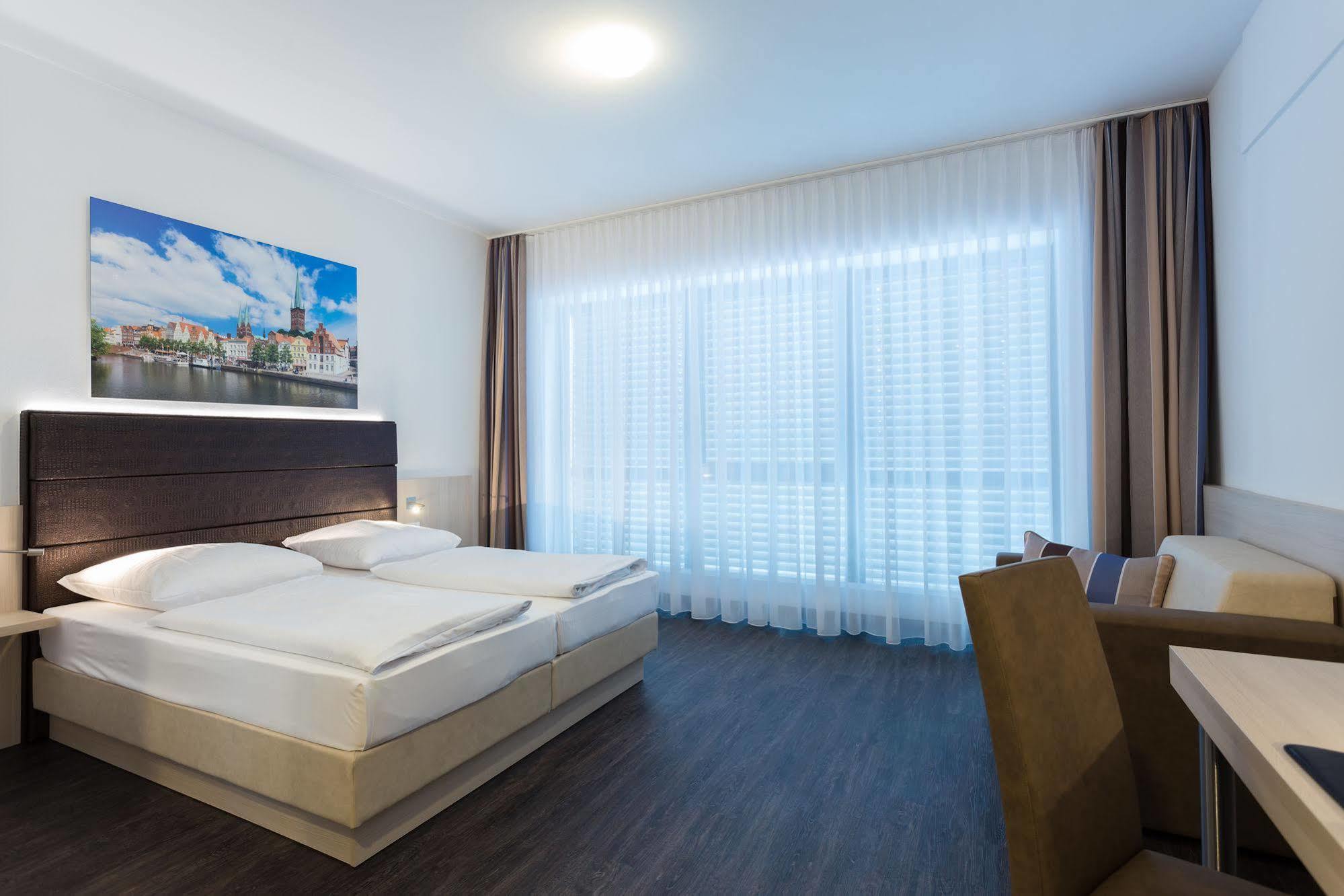 Viva Hotel Luebeck Eksteriør bilde